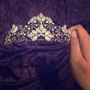 Claire’s Rustic Tiara